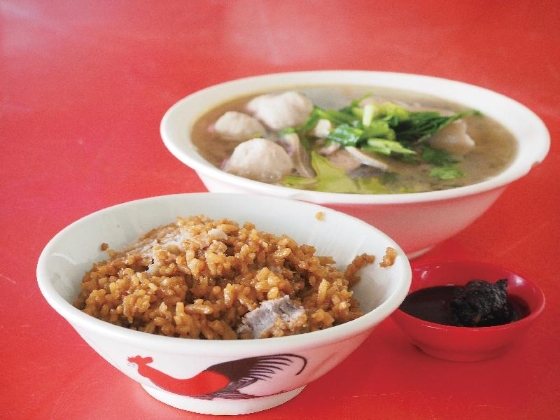 马来西亚的芋头饭，是福建咸饭的一种，咸饭有竹笋饭、南瓜饭、芋头饭等等。

