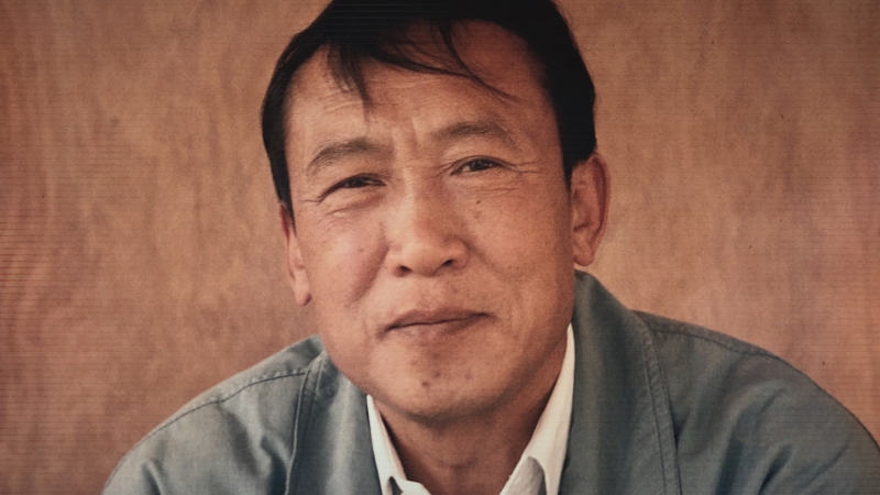 美国政府曾悬赏200万美元（约840万令吉）捉拿的“世界第一毒枭”坤沙， 已在1996年1月5日向缅甸政府军投降，并于2007年10月26日在仰光寓所病逝。
