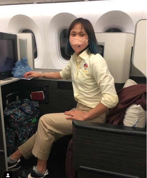 潘德莉拉在社交媒体上写道：“抵达龙猫之乡东京！非常感谢航空公司让我们有愉快和舒适的飞行。“（潘德莉拉IG照片）