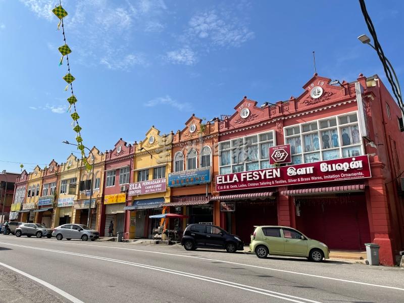 汝来旧街的百年老店都被100%使用，保存良好。