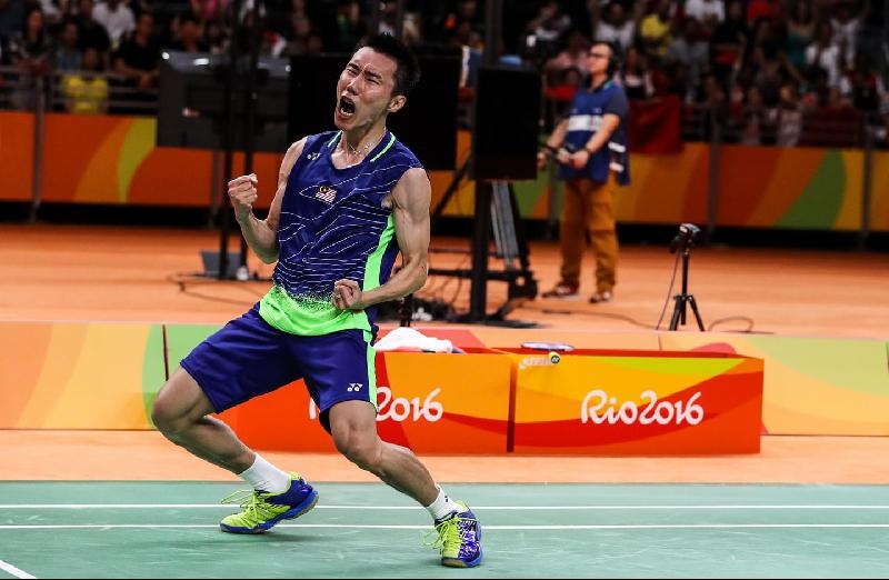 李宗伟在里约奥运会半决赛击败了林丹，但在决赛输给了谌龙。（李宗伟脸书档案照）