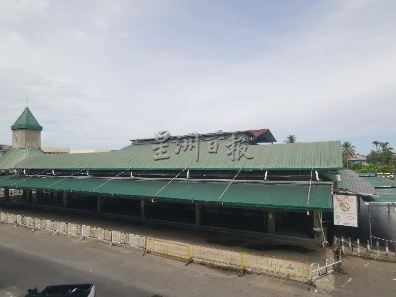 
民丹莪双层菜市场、单层小贩中心、土产摊，包括白钢桌摊位于7月24日（星期六）重新开放。