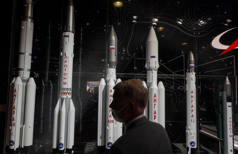 除了各式战机和飞机以外，航空火箭也是展览会上的焦点。（欧新社图片）