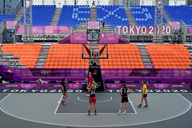 3X3篮球赛首次成为奥运会的正式项目。图示罗马尼亚女队球员在3X3篮球赛场馆青海城市运动公园练习。（法新社照片）