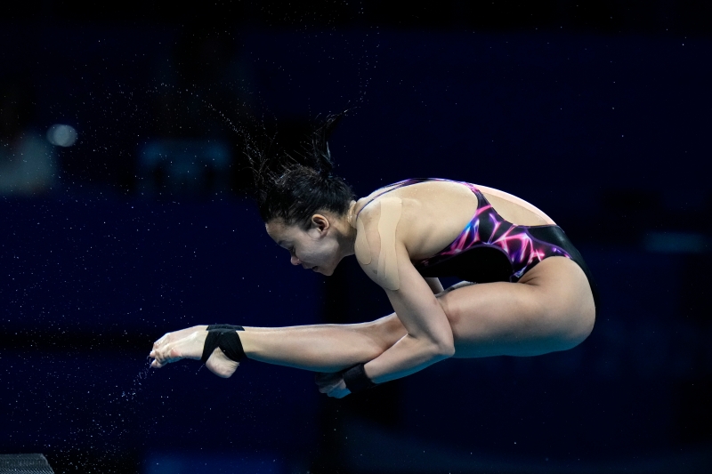 “小潘”潘德莉拉在东京奥运会女子个人10公尺跳台预赛排名第18位，惊险独闯半决赛。（美联社照片）

