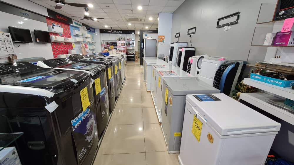 贸工部SOP列明,电器行业只限批发、门市和网售,不包括载送、安装与维修,令具有连带性的作业流程断开。