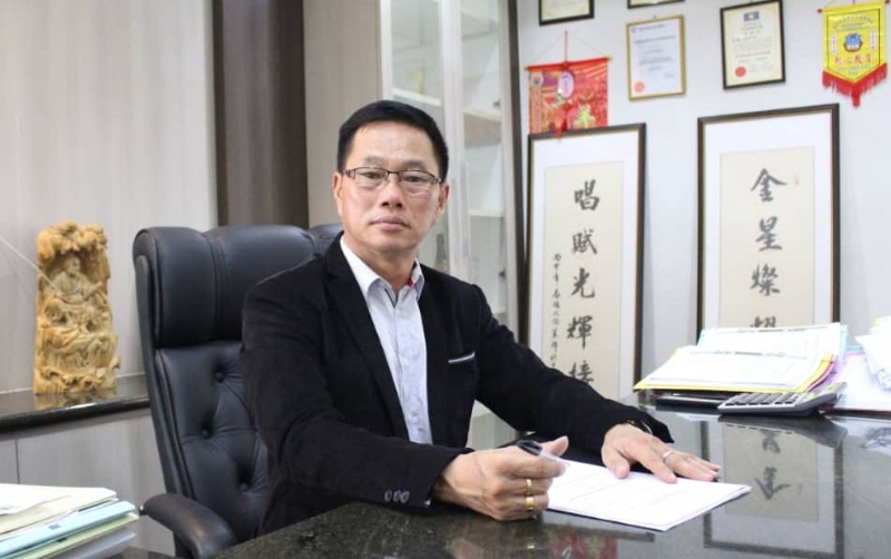 刘金唱:一般上淡边及野新一带的家属都会安排遗体送去富恩山庄进行火化。 刘金唱:一般上淡边及野新一带的家属都会安排遗体送去富恩山庄进行火化。