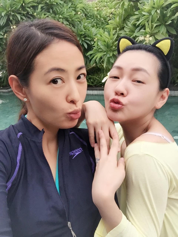 贾永婕与小S是感情非常友好的闺蜜。

