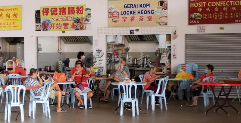 芙蓉堂食情况大不同· 有的不敢开堂食有的开堂食即迎来顾客- 地方- 花城- 花城最热点| 星洲网Sin Chew Daily