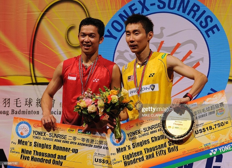 道菲（左）对印尼媒体披露，当年一名大马队官员与他接洽，要他输掉2006年多哈亚运会与李宗伟的男单半决赛。（法新社档案照）