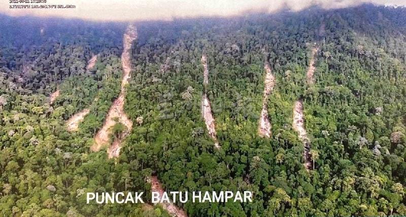 JMG:日莱峰西部有47土崩痕迹 推测是山洪爆发主因 JMG:日莱峰西部有47土崩痕迹 推测是山洪爆发主因